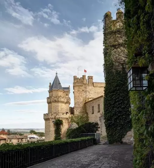 Parador De Olite