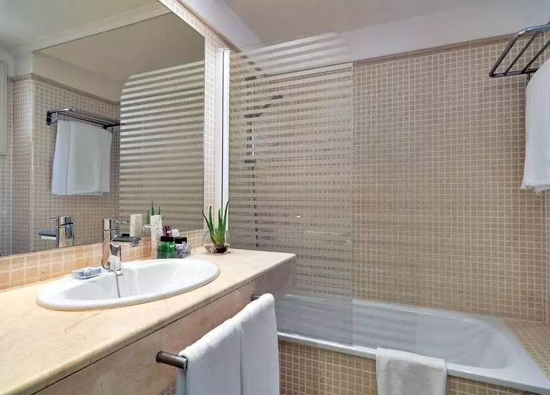 ホテル H10 Suites Lanzarote Gardens