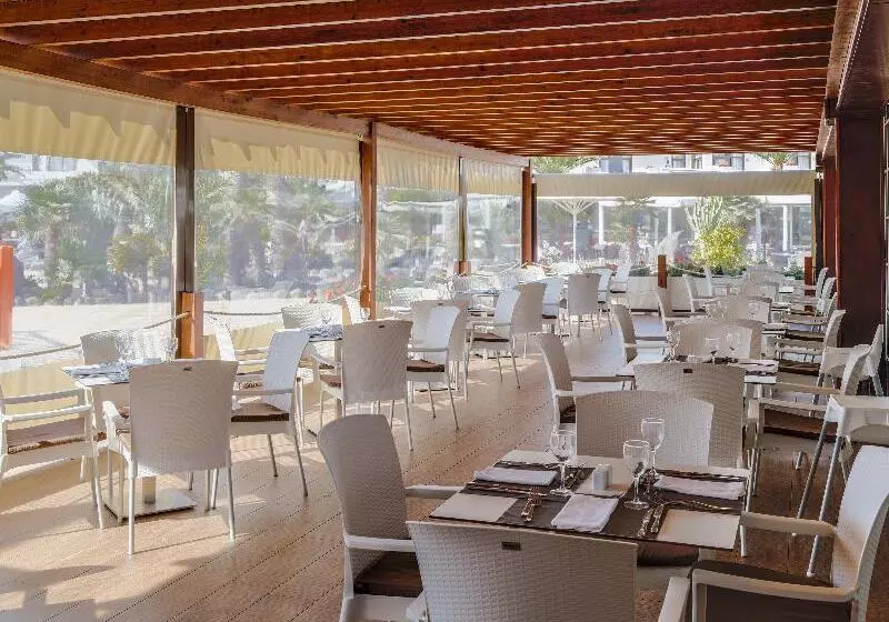 ホテル H10 Suites Lanzarote Gardens