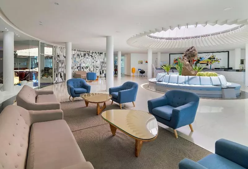 ホテル H10 Suites Lanzarote Gardens