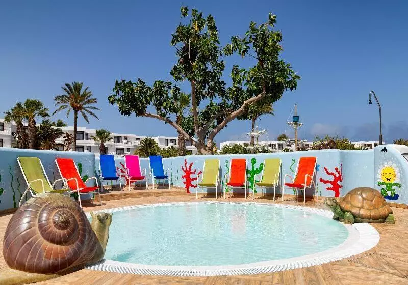 ホテル H10 Suites Lanzarote Gardens