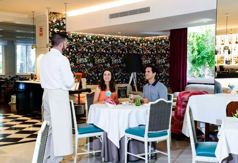 Aparthotel Monarque Sultán