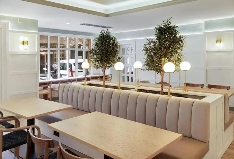 B&b Hotel Zaragoza Royal