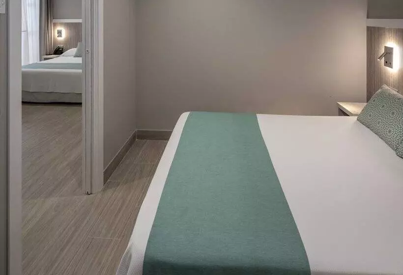 ホテル 4r Gran Europe