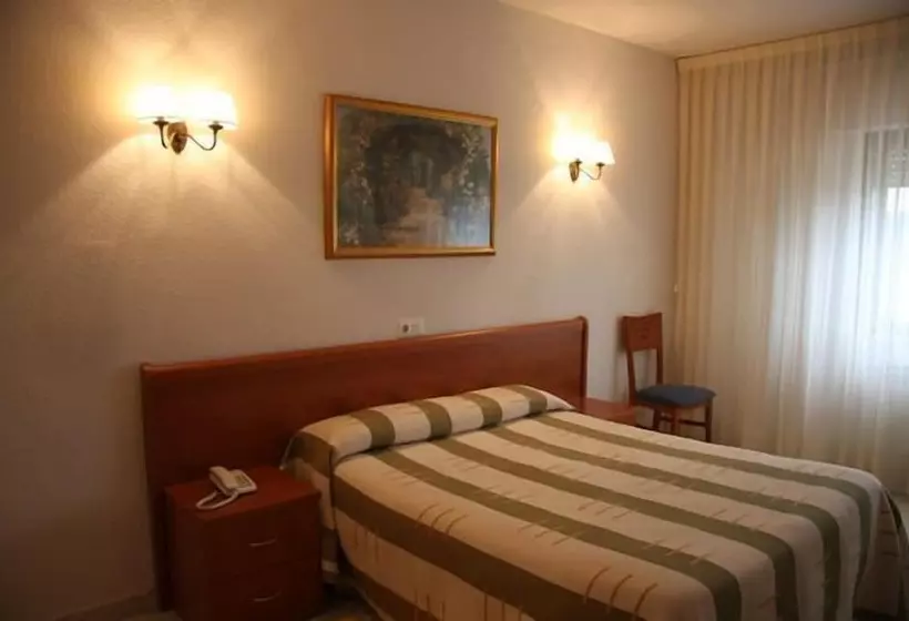 בית מלון כפרי Alameda