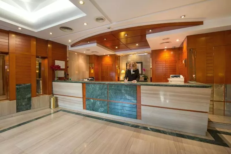 Отель America Sevilla