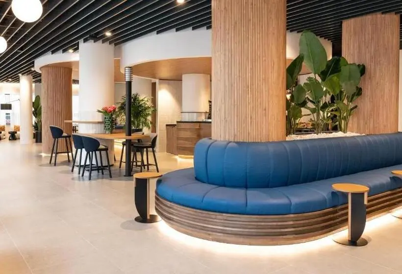 هتل Barceló Santa Cruz Contemporáneo