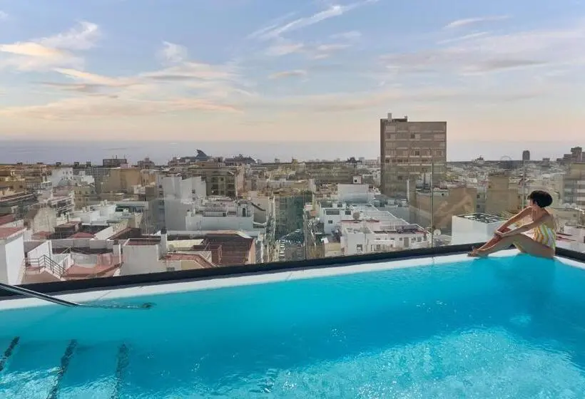 هتل Barceló Santa Cruz Contemporáneo