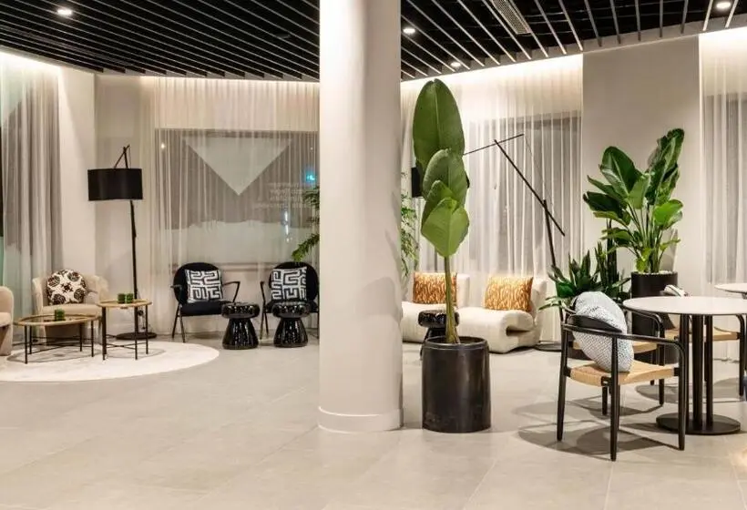 هتل Barceló Santa Cruz Contemporáneo