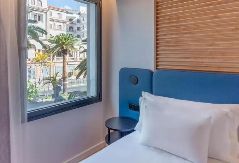 هتل Barceló Santa Cruz Contemporáneo