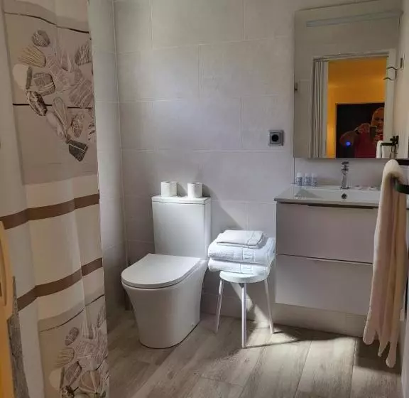 酒店 Checkin Travé