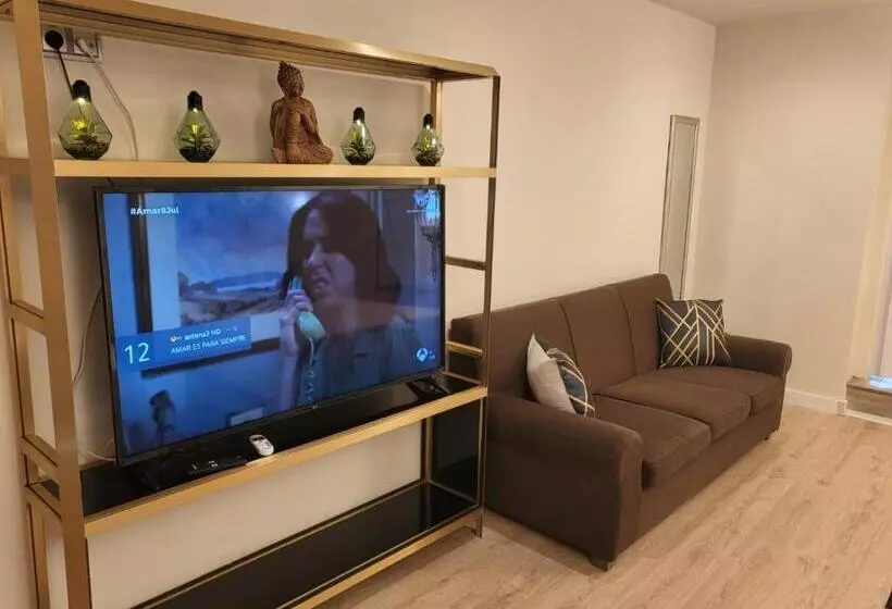 酒店 Checkin Travé