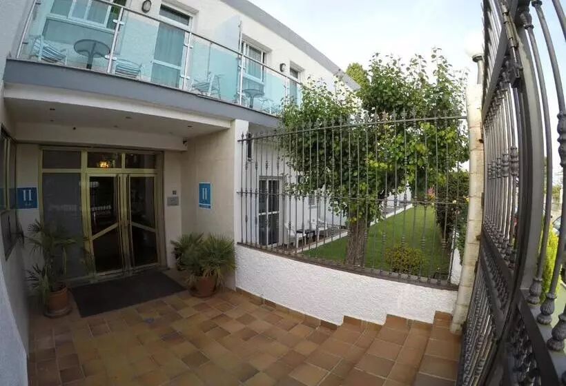 هتل Complejo Los Rosales