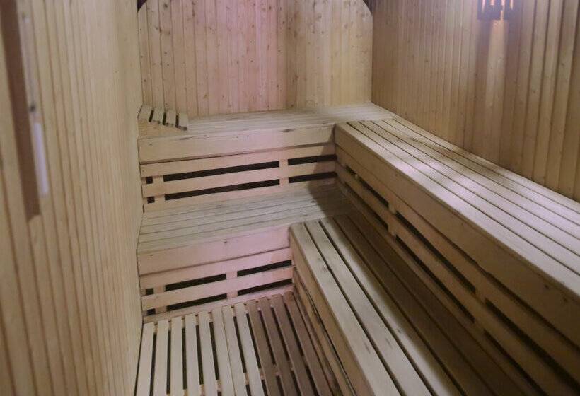 فندق Eurosalou & Spa