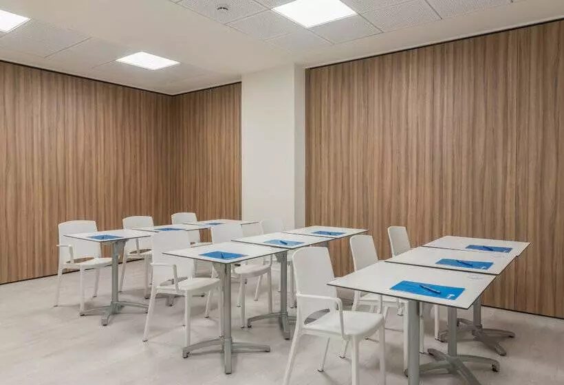 Отель Eurosalou & Spa