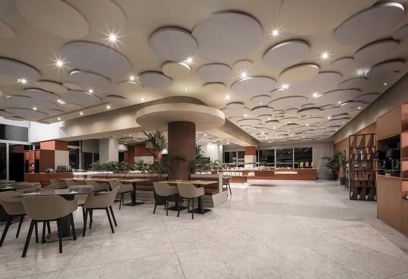 Hotelli Eurostars Al-Ándalus Palace