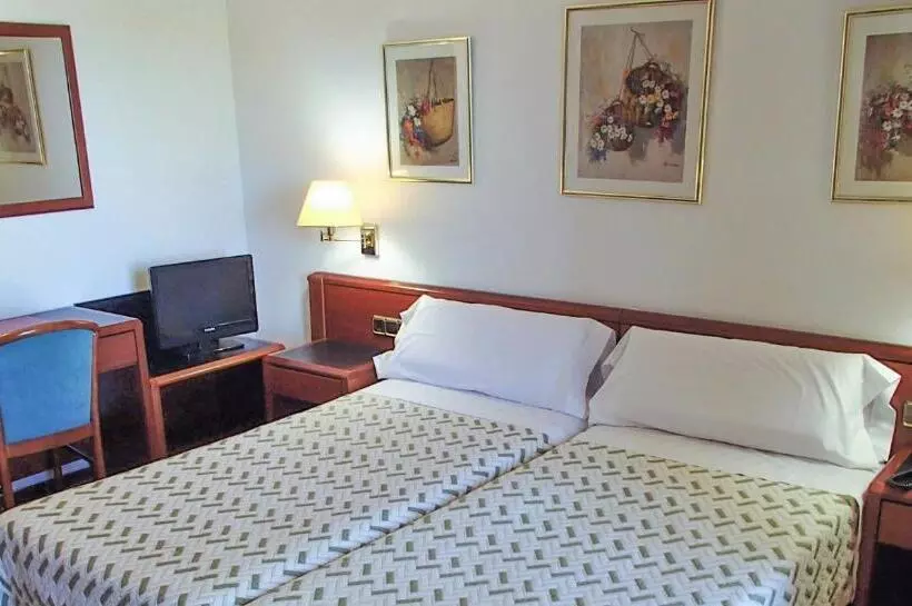 בית מלון כפרי La Masia