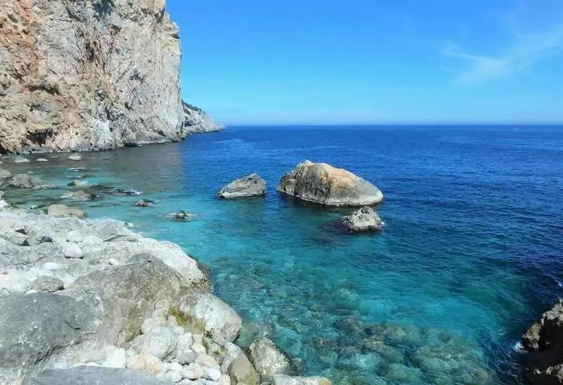 בית מלון כפרי La Masia