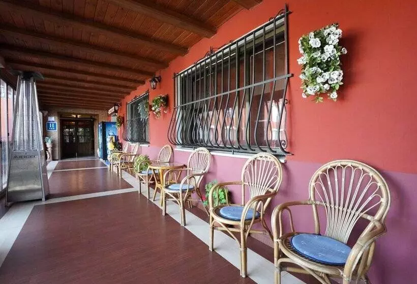 호텔 La Rueda 3000