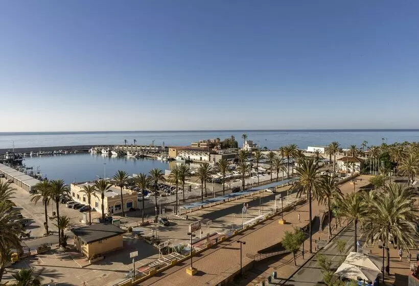 Hotel Las Palmeras Affiliated by Fergus