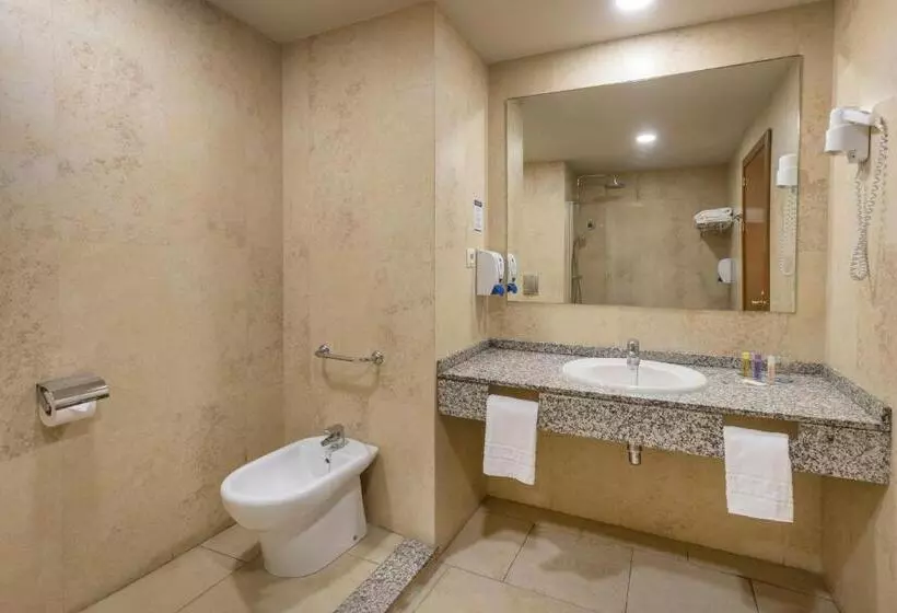 Hotel Las Palmeras Affiliated by Fergus