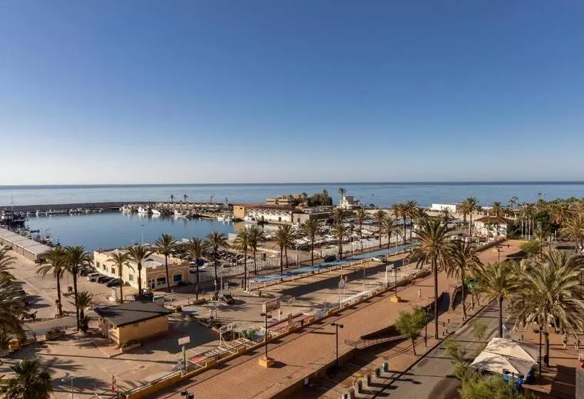 Hotel Las Palmeras Affiliated by Fergus