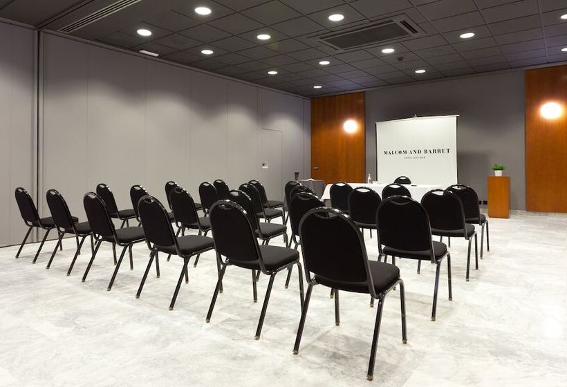 هتل Malcom And Barret