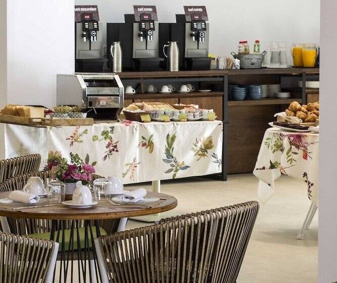 هتل May Altafulla Beach Boutique