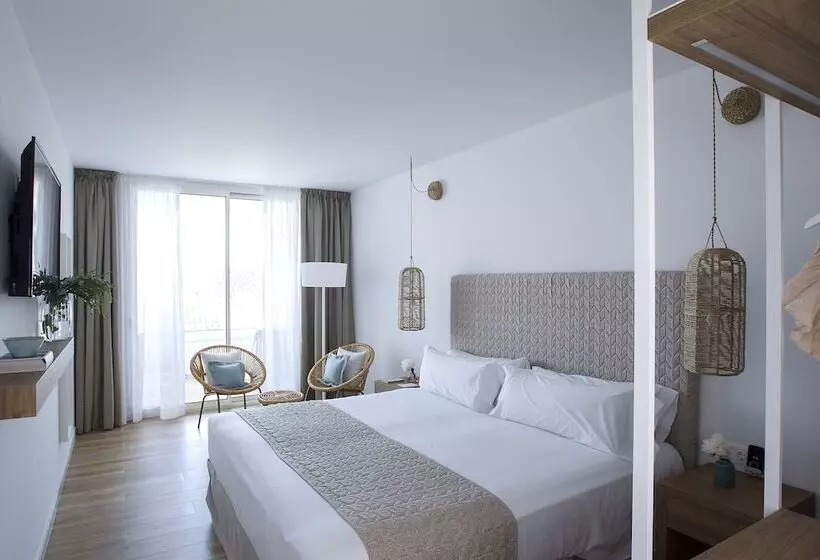 Hotel May Altafulla Beach Boutique