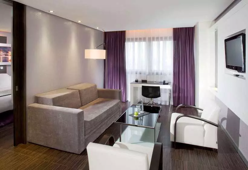 호텔 Melia Lebreros