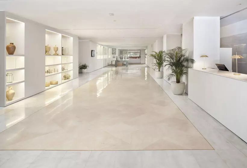 호텔 Melia Lebreros