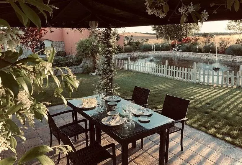 בית מלון כפרי Mozarbez Salamanca