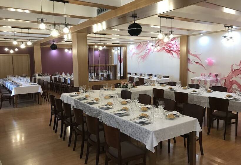 فندق Mozarbez Salamanca