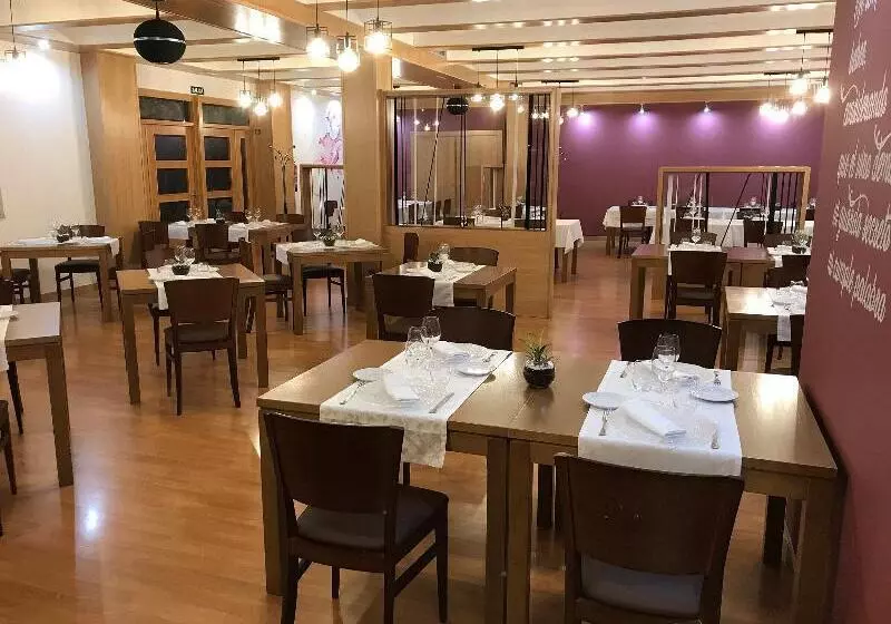 בית מלון כפרי Mozarbez Salamanca