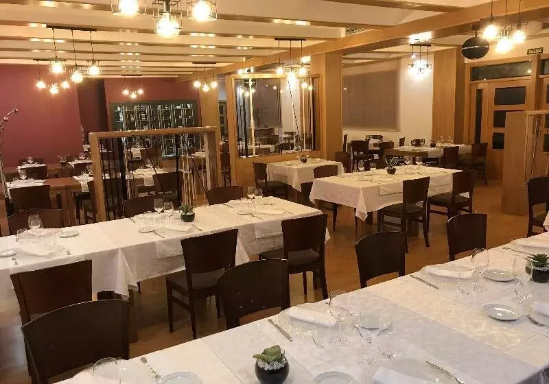 בית מלון כפרי Mozarbez Salamanca