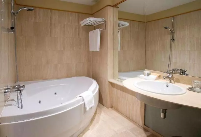 فندق Ciudad de Valladolid