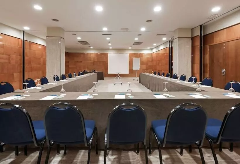 فندق Ciudad de Valladolid