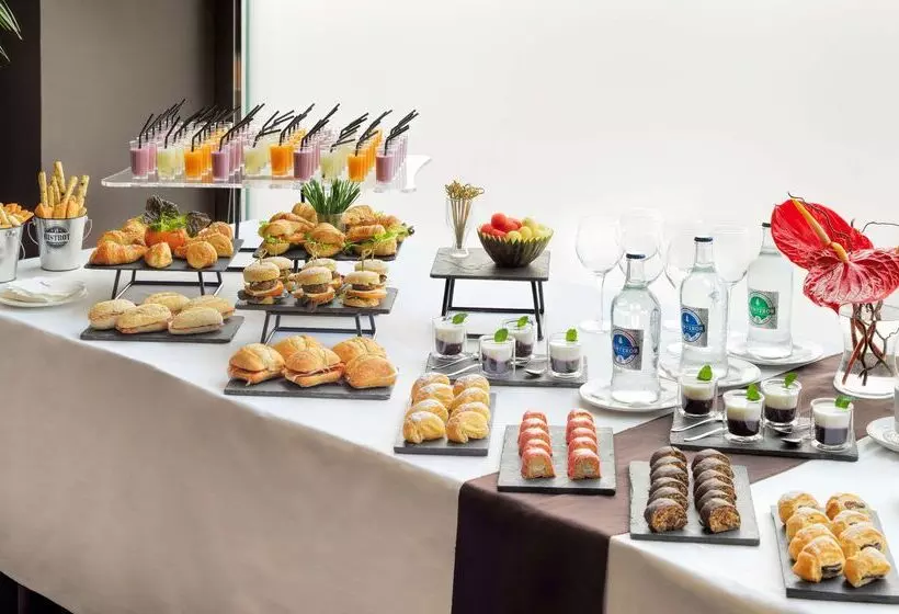 فندق Barceló Santa Cruz Contemporáneo