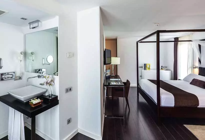 فندق Barceló Santa Cruz Contemporáneo