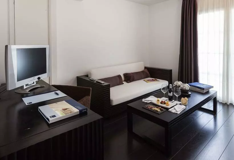 فندق Barceló Santa Cruz Contemporáneo