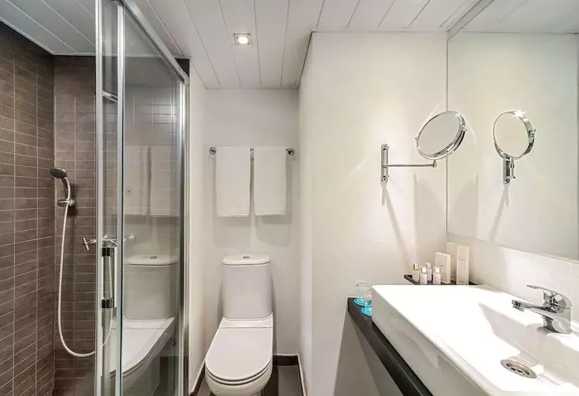 فندق Barceló Santa Cruz Contemporáneo