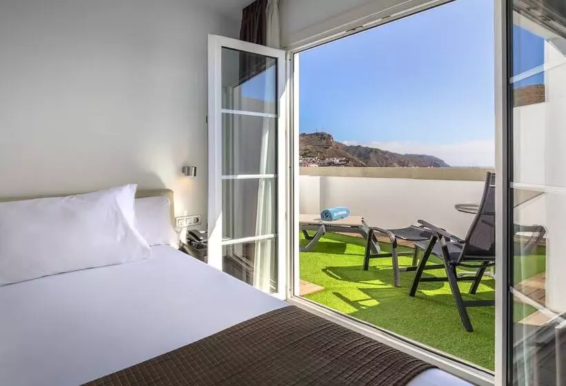 فندق Barceló Santa Cruz Contemporáneo