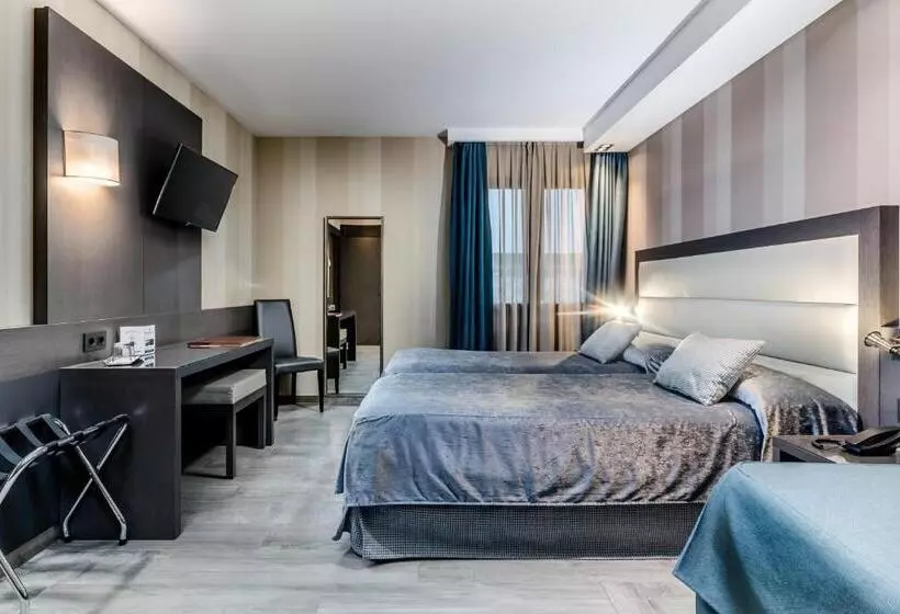 호텔 Reina Cristina