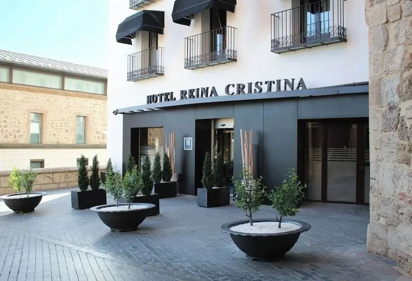 هتل Reina Cristina