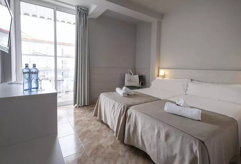 فندق Rosamar Maritim 4