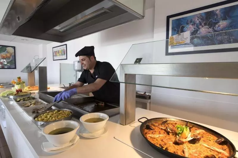 فندق Rosamar Maritim 4