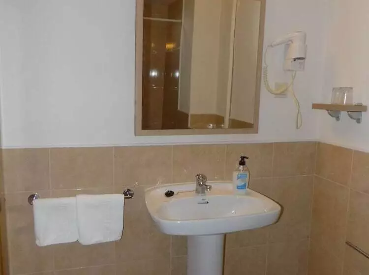 בית מלון כפרי Royal