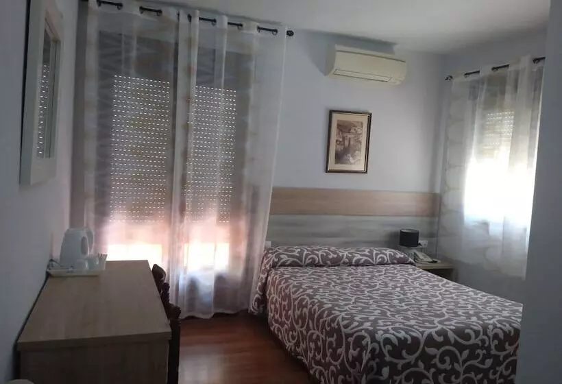 בית מלון כפרי Royal