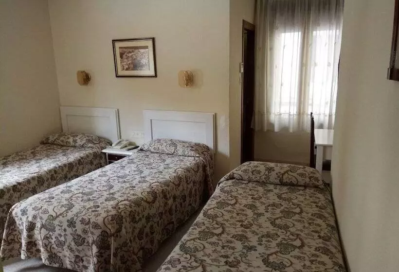 בית מלון כפרי Royal