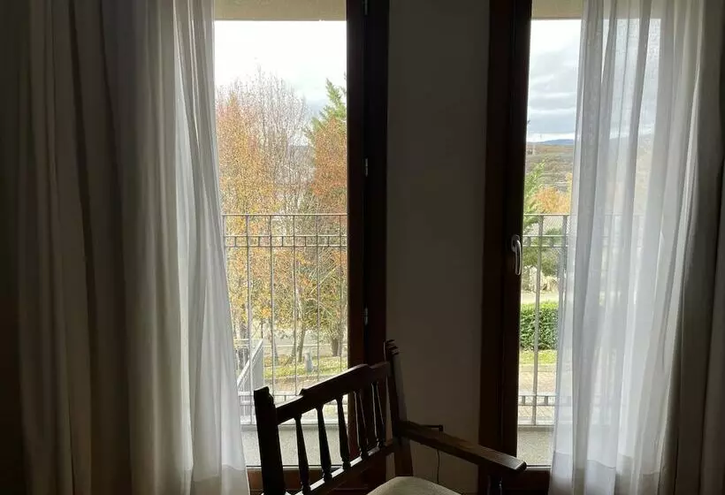 Parador De Puebla De Sanabria